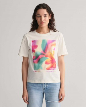 Gant Floral Graphic Women's T-Shirt Beige White | LPFOG-5824