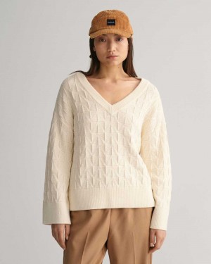 Gant Herringbone V-Neck Women's Sweater Cream | CQHIE-2305