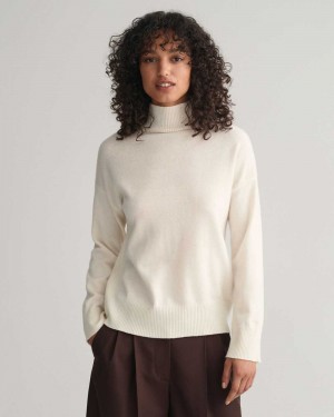 Gant Superfine Lambswool Stand Collar Women's Sweater Cream | WOTSB-4306