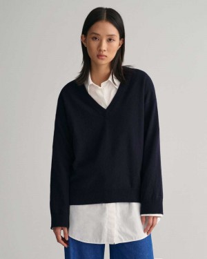 Gant Superfine Lambswool V-Neck Women's Sweater Evening Blue | HNMAP-8239