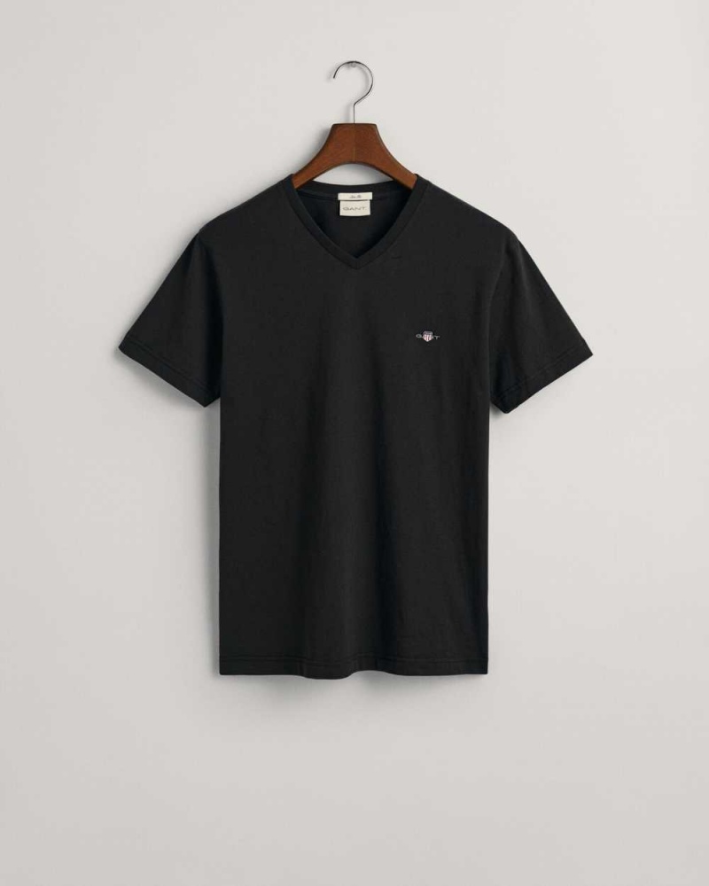 Gant Slim Fit Shield V-Neck Men's T-Shirt Black | VCHTN-8436